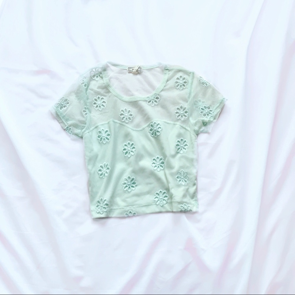 kirra ⋆ floral mesh top